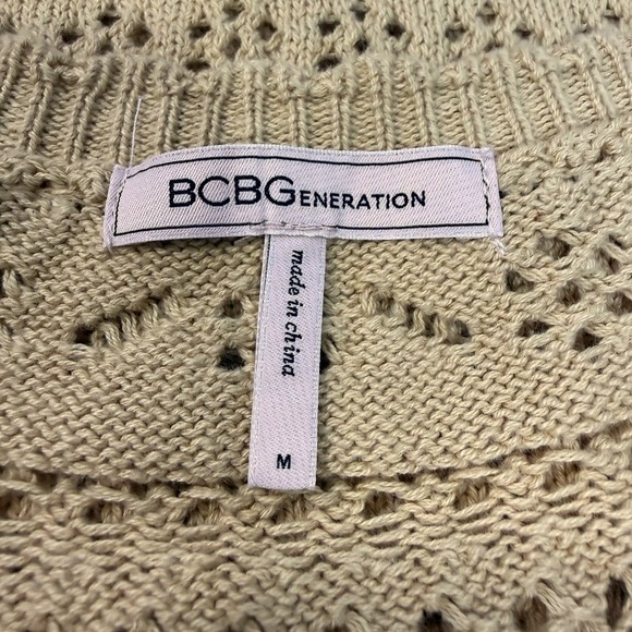 BCBGeneration Women's Open Knit Boho Cardigan Crochet Sweater Size M Cottagecore - Picture 6 of 6